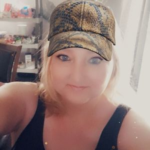 Meet your Posher, Heidi